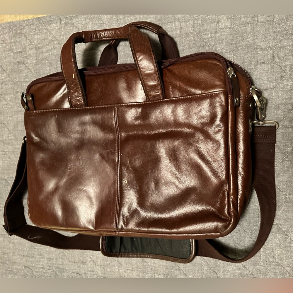 EUC Kenneth Cole Reaction leather-look briefcase laptop bag - Picture 3 of 14